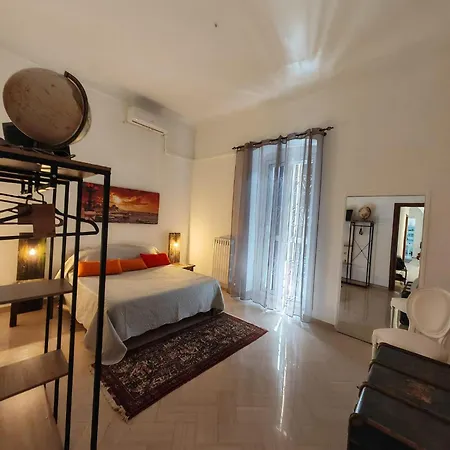 Helga's Howme Appartement Bari